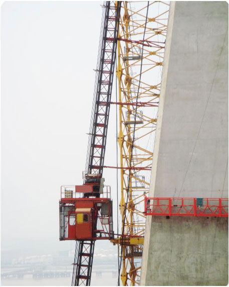 Elevador de Obra Inclinado